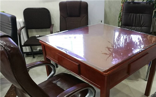 临泽临泽麻将桌选购指南与家庭商用场景功能配置解析